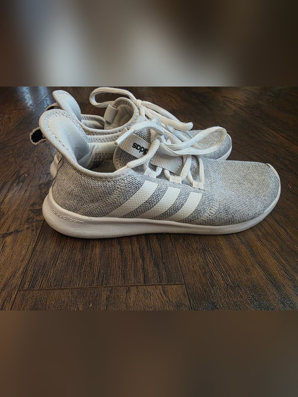 Adidas Cloudpoint Pure 2.0 Sneakers in Heather Gray and White